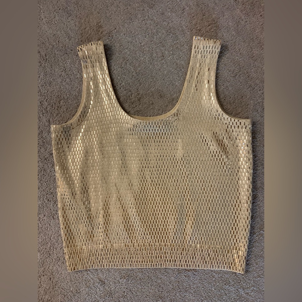 St. John Shimmering gold tank top size M